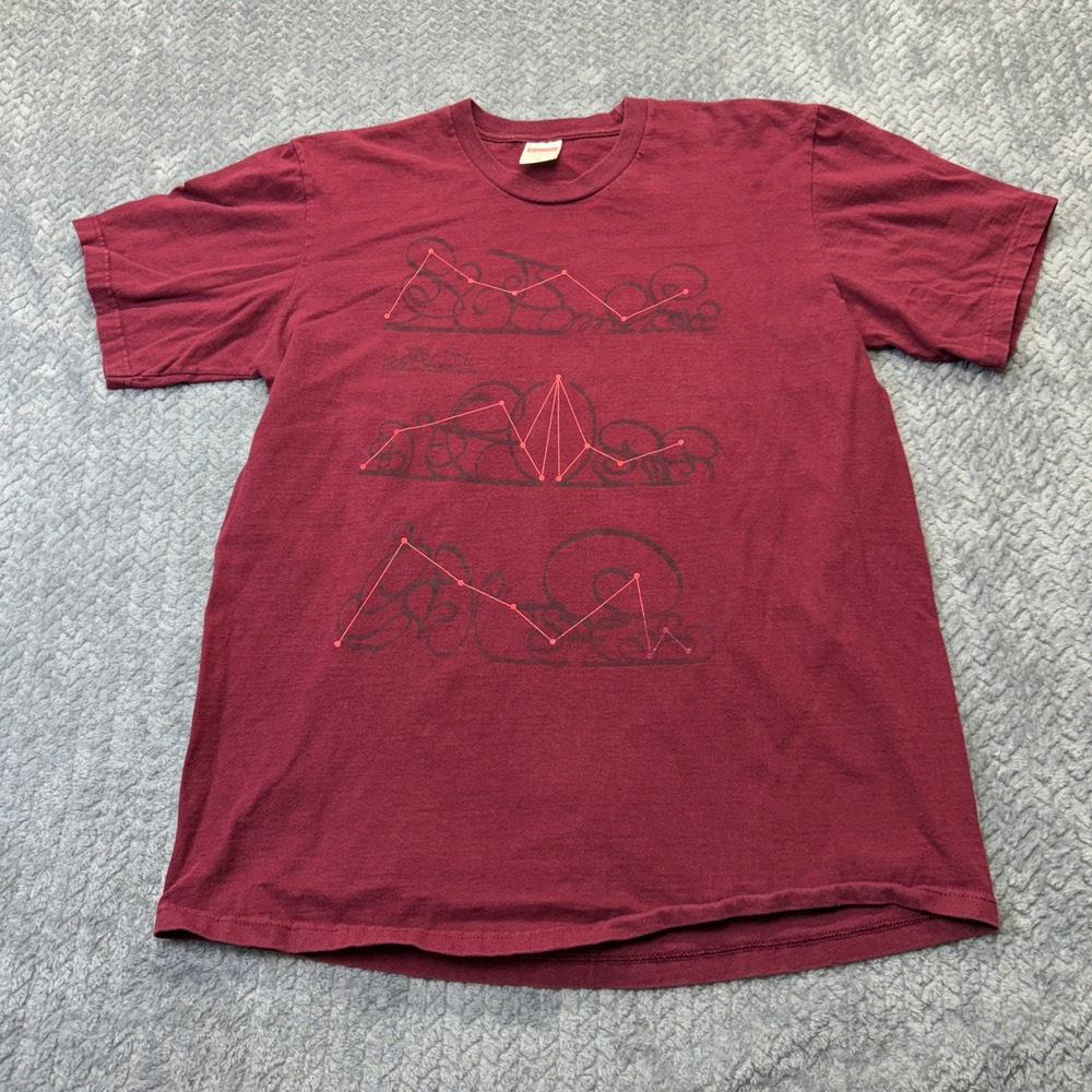 Supreme Graphic T-Shirt Mens Medium Burgundy Red Abstract Geometric